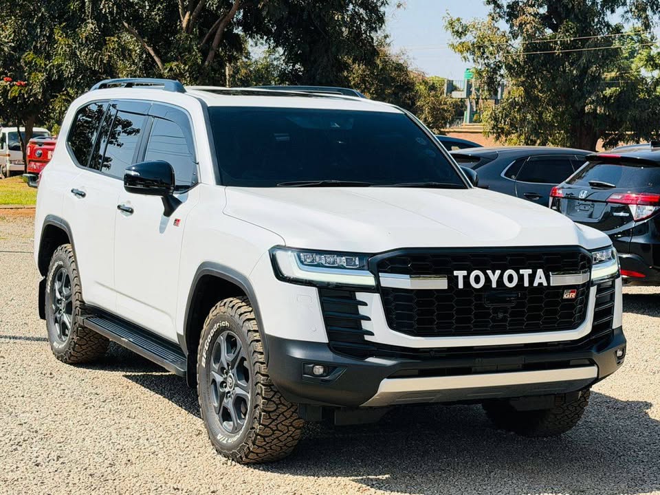 2024 Toyota Land Cruiser GR Sport